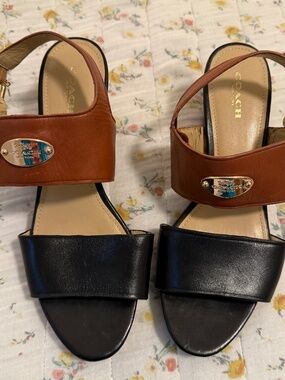 Coach Leather Slingback Sandals Open-Toe Black Brown Gold Women's 8 Wedge Heel